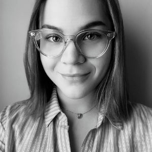 Alexia Molina - Author Biography