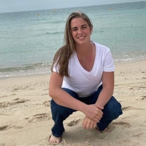 Gina Bagnulo - Author Biography | Entrepreneur - Vimarsana News