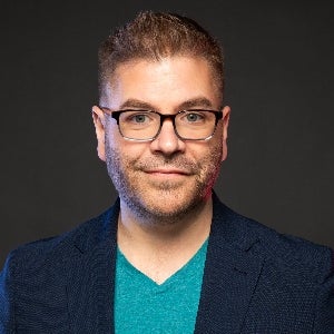 The Maverick Entrepreneur: Tyler Hinds and his Revolutionary Approach to Business