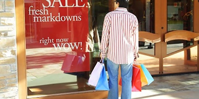 4 Ways Retailers Can Ride the Post-Holiday Wave to More Sales