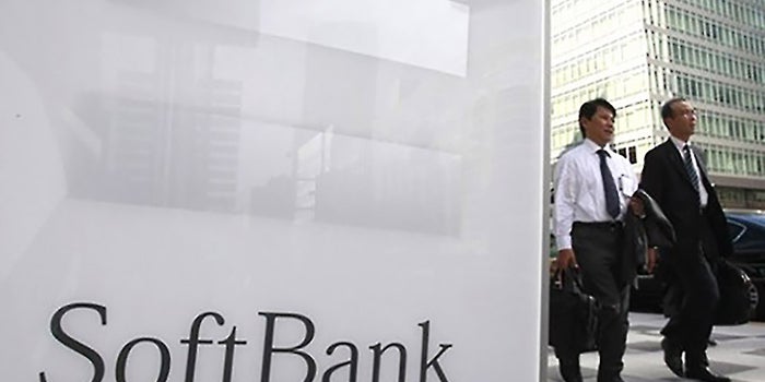 After Snapping Up Sprint, SoftBank Sets Sights on T-Mobile