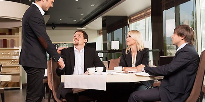Business Dining: The Do's and Don'ts of Splitting the Check