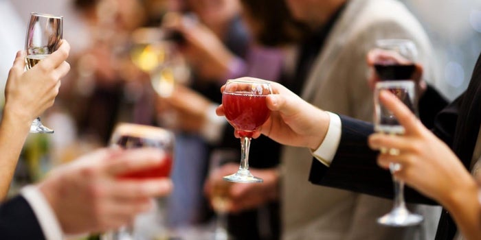 10 Tips for a Holiday Party Everybody Will Love That You Can Afford