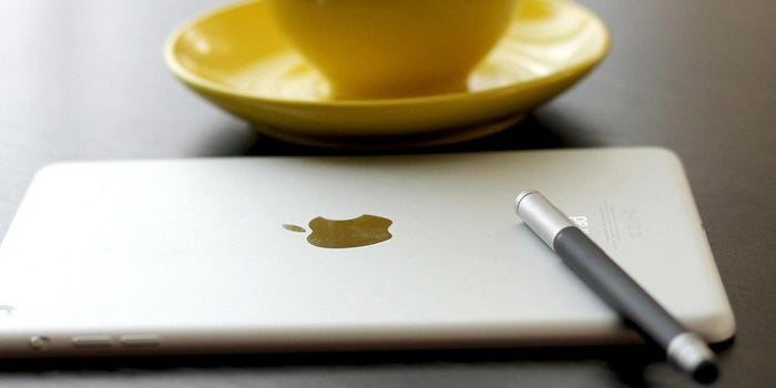 Apple and IBM Roll Out 10 New Mobile Apps Exclusively for Businesses
