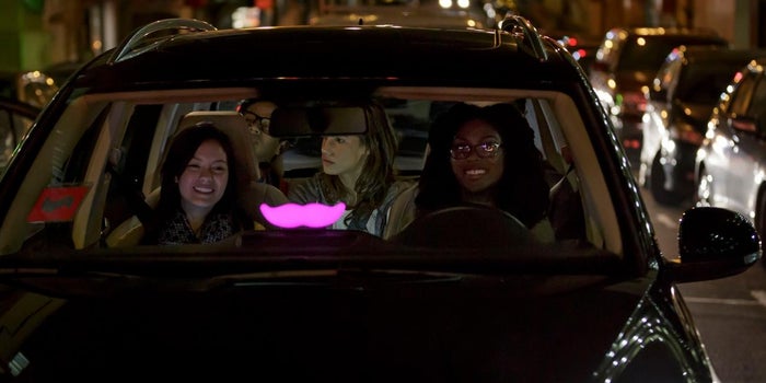 Lyft Gives California Drivers New Protections, But Won't Classify Them as Employees