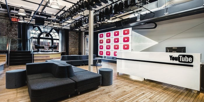 A Behind-the-Scenes Tour of YouTube's Free Production Facility in NYC