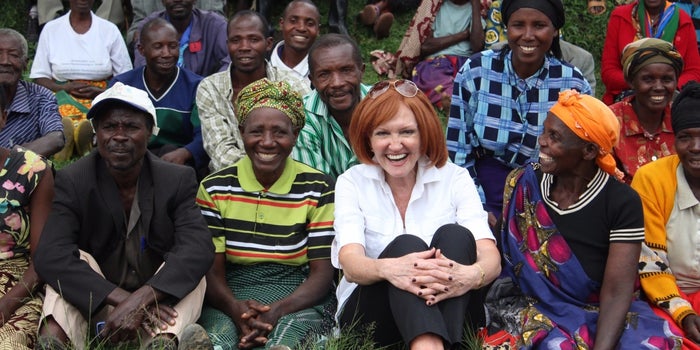 Leadership Lessons From a Corporate Trailblazer Who Has Managed 70,000 Employees