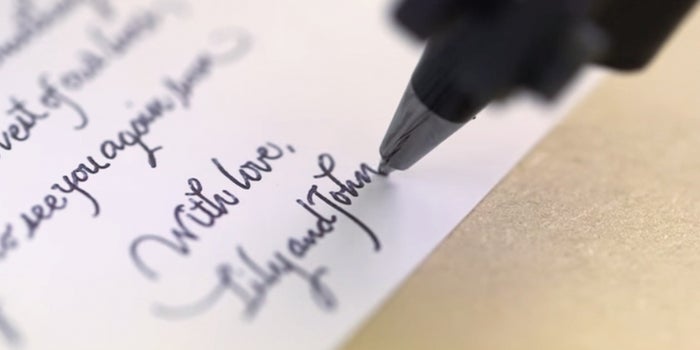 This Handy Robot Holds a Pen and Writes Exactly Like You Do