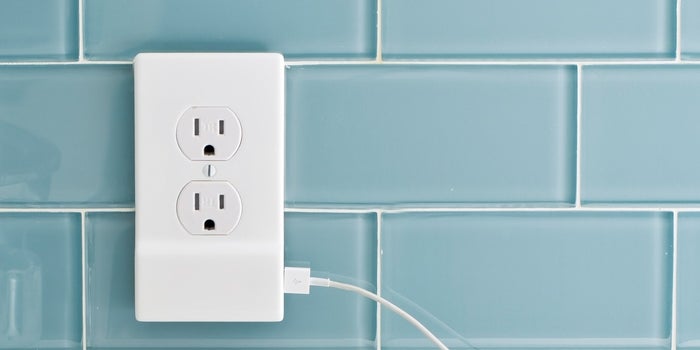 Blowing Past Its Kickstarter Goal, SnapPower Turns Your Outlet Into a USB Charger