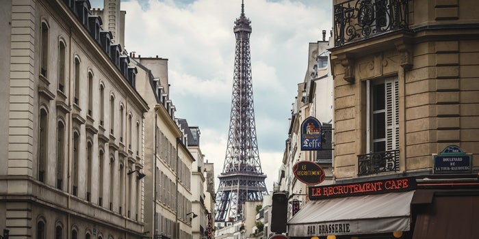 Learn French or Spanish While You GChat