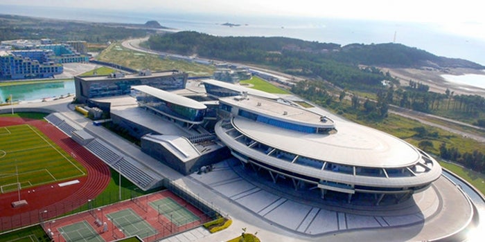 This Company's Headquarters Looks Just Like Star Trek's USS Enterprise