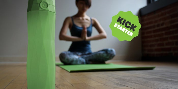 Don't Drink Enough Water? This Water Bottle Will Remind You.