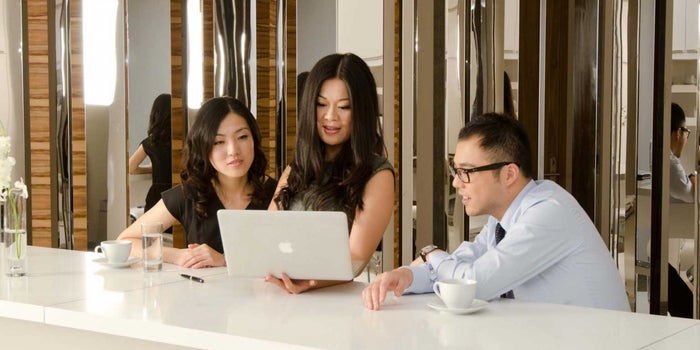 5 Reasons why we need more women in the workplace