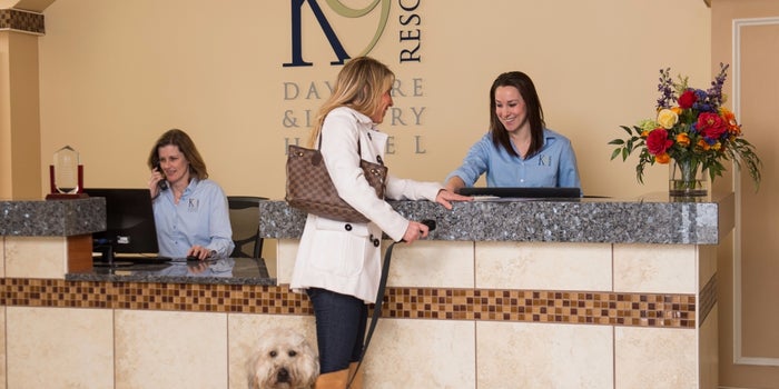 A Franchisee Who's Doggone Glad She Found a Business She Could 'Wuv'