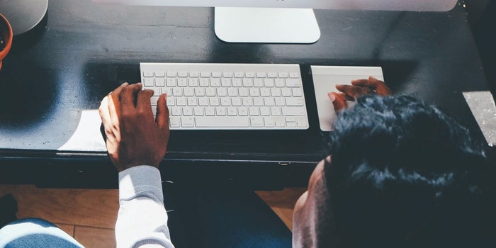 iOS or Android: Which Operating System Should You Program for First?