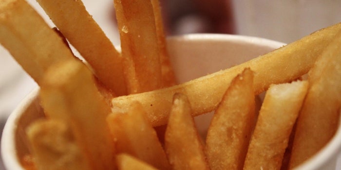 There's Now a Vending Machine That Dispenses Hot French Fries