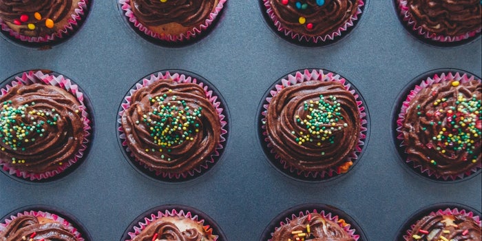 Your Server's Wide Waistline May Steer You Towards Dessert