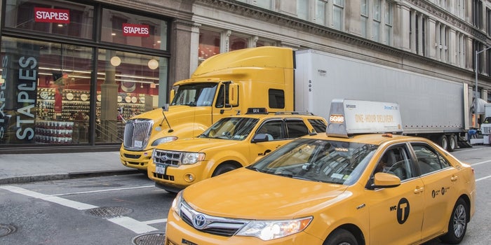 Staples to Turn Parts of Some Stores Into Office Space