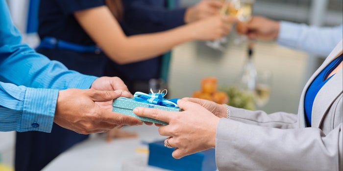 Tech Makes Employee Gifting This Festive Season Sweeter