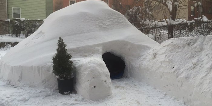 Airbnb Deletes Listing for $200 Igloo Constructed During Winter Storm Jonas