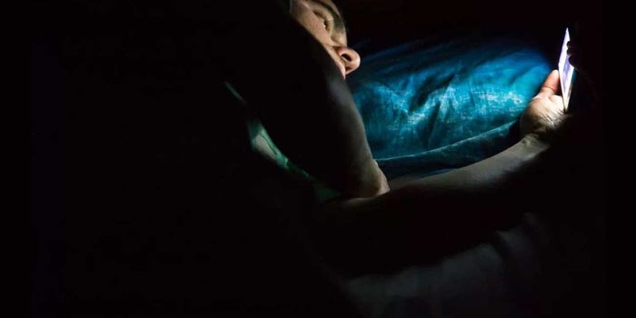 Why iPhone's New Night Shift Will Still Mess With Your Sleep