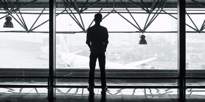 This CIA Operative's 11-Step Guide to Safe Travel