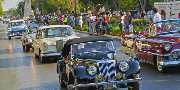 ¿Autos clásicos rodando por Yucatán? ¡Es el Rally Maya 2016!
