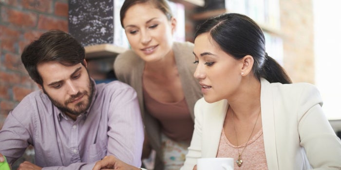 Create Effective Sales Campaigns with Showmanship