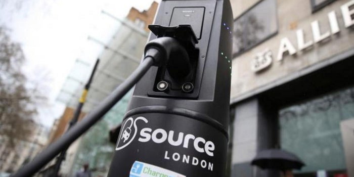 Apple Explores Charging Stations for Electric Vehicles