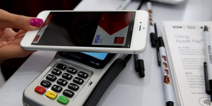 Early Days, But Apple Pay Struggles Outside U.S.