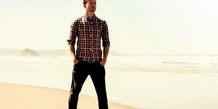 This Tech Founder Runs His Company Between Surf Sessions in Hawaii