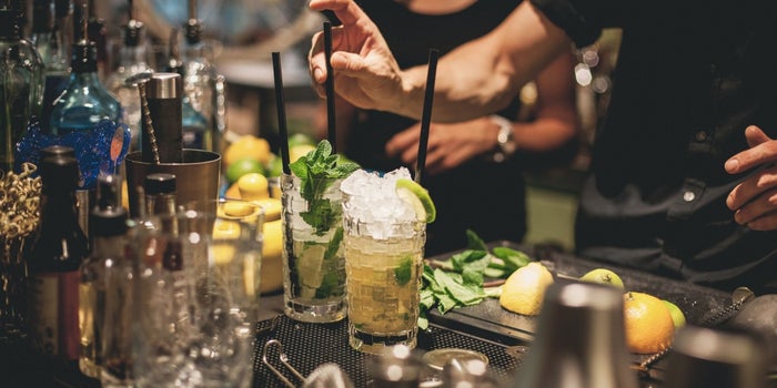 Bartender-Approved Tips for Negotiating Deals at the Bar