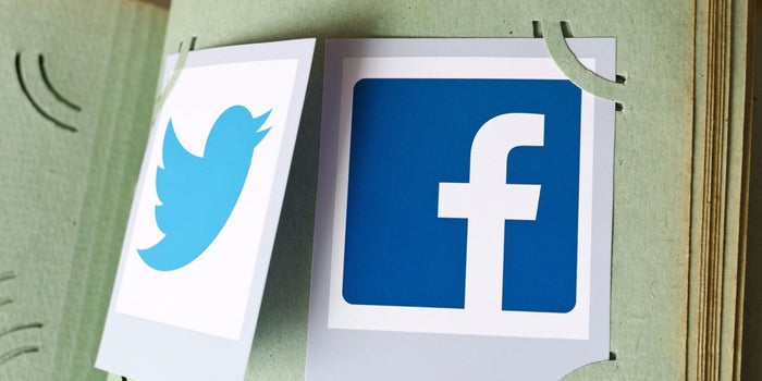 Facebook's Growing Customer Base But Declining Customer Support - A Reality Check!