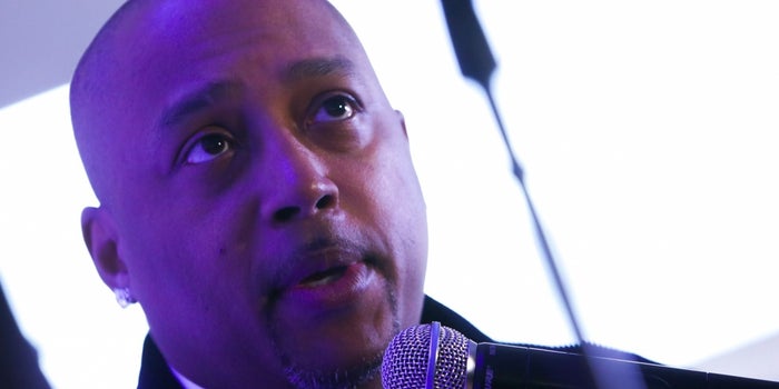 Daymond John Says These Are the 2 Worst Mistakes Entrepreneurs Make When Pitching Investors