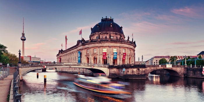 The 10 Best Tech Hubs to Live and Work (Infographic)
