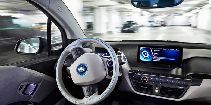 BMW to Team Up With Tech Firms for Driverless Cars