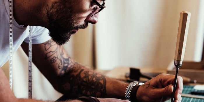 7 Advantages Being Left-Handed Has Given Me in Entrepreneurship