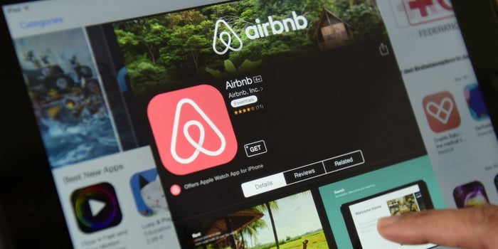 Airbnb Hires Ex-U.S. Attorney General to Help Shape Policy