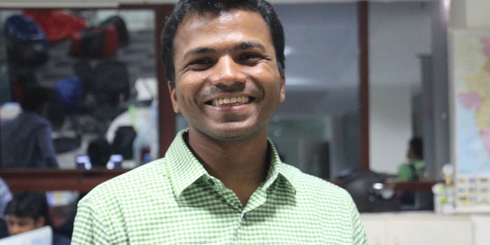 How This Startup Is Encouraging Disruption In Truck Logistics Business