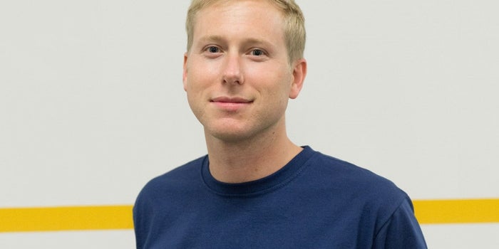 After Flying 74 Times in One Year, This Entrepreneur Developed an App to Make Traveling Less Lonely