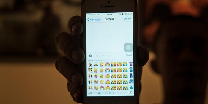 The Power of Emojis in Marketing and How to Use Them Efficiently