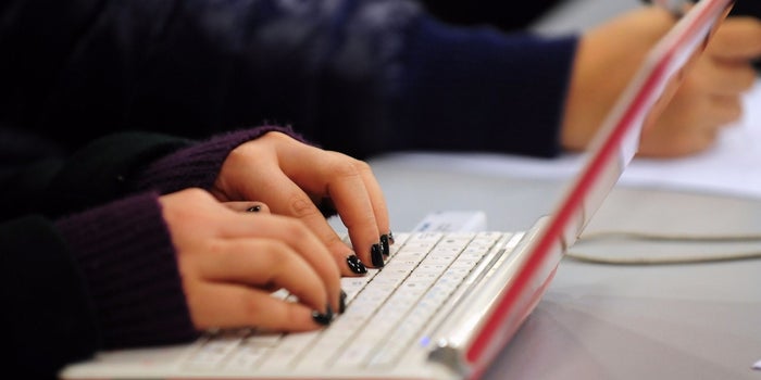 8 Awesome Microsoft Word Hacks (Infographic)