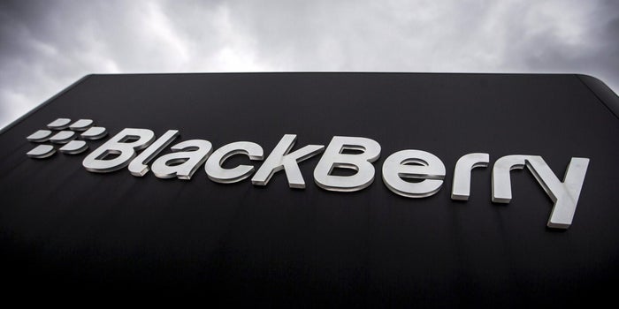In a First With an Automaker, BlackBerry Signs Software Deal With Ford