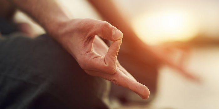 6 Ways Embracing Mindfulness Helps You Thrive at Work