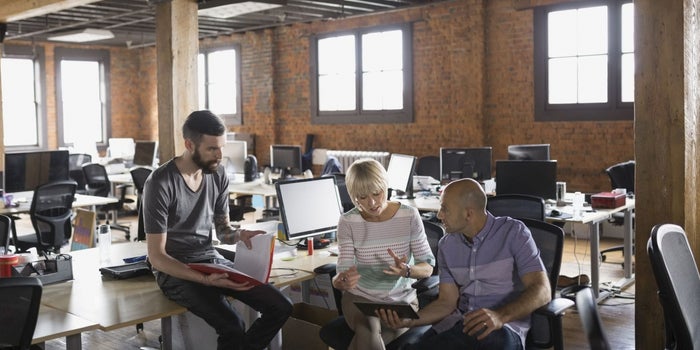 How Entrepreneurs Can Help Their Startup Communities Get More Funding
