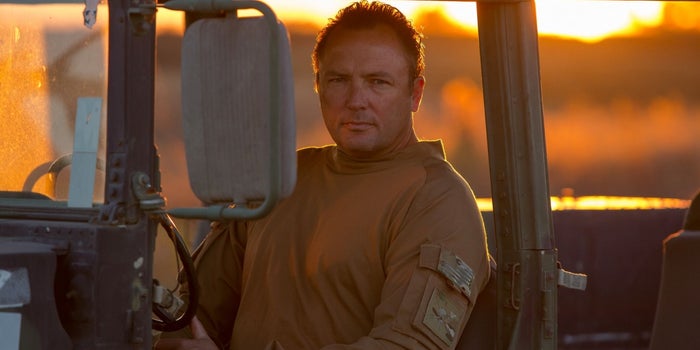 4 Mental Tactics to Increase Your Odds of Staying Alive, According to This Green Beret