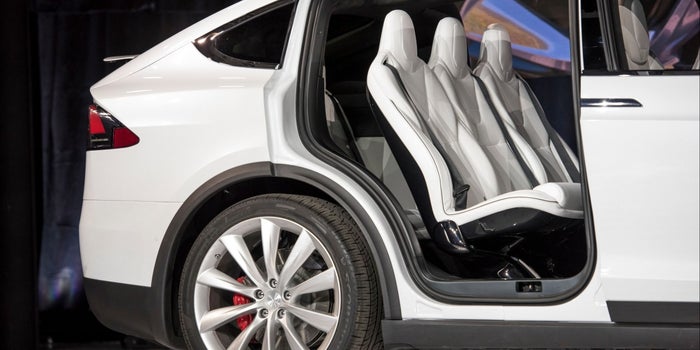 Why Tesla Is Opening Showrooms Where Cars Can't Be Purchased