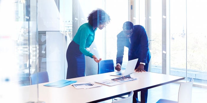 2 Services That Can Help You With a Friends and Family Business Loan