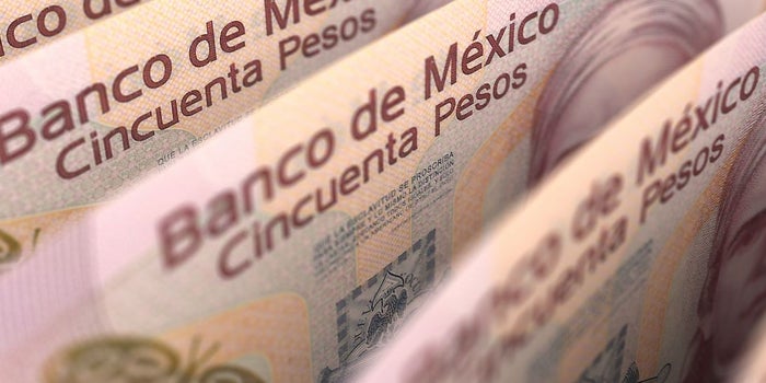 Cómo identificar billetes falsos en tu negocio