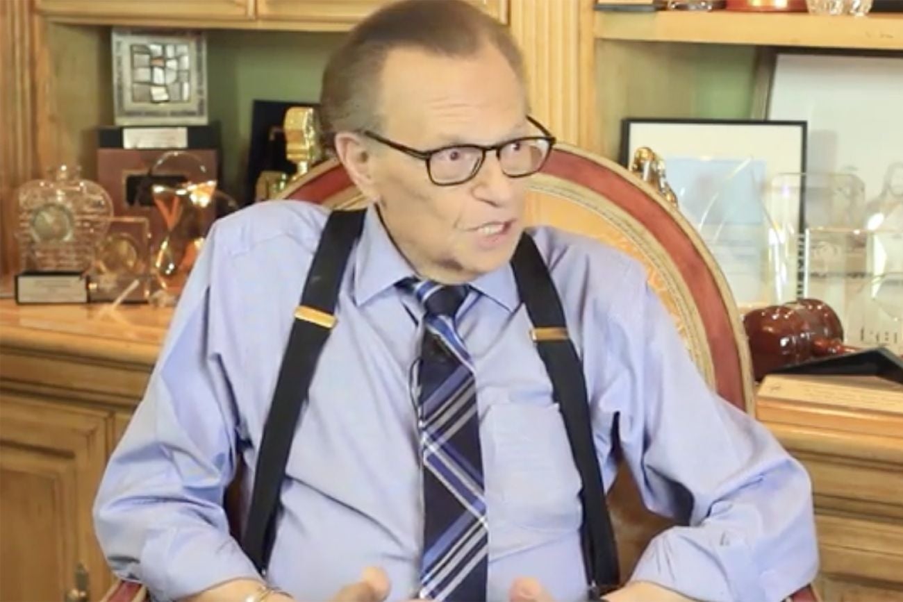 Larry King Shares 9 Lessons on How to Become a Master Communicator
